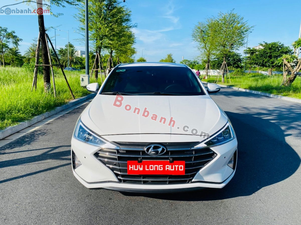 Hyundai Elantra 2.0 AT 2022