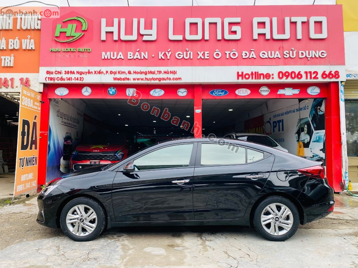 Hyundai Elantra 1.6 AT 2022